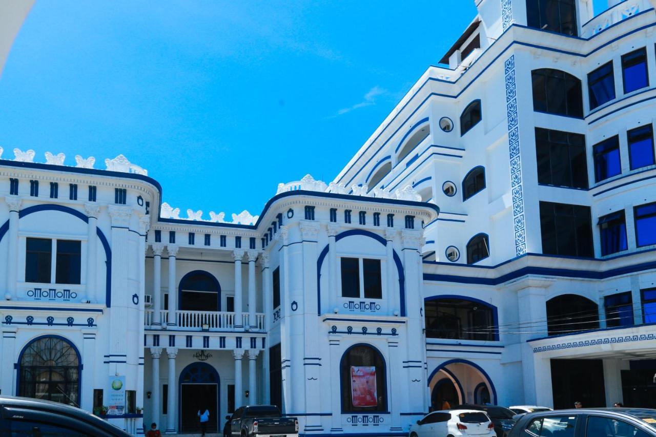 Reddoorz Plus @ Castle Chateau Iloilo Dış mekan fotoğraf
